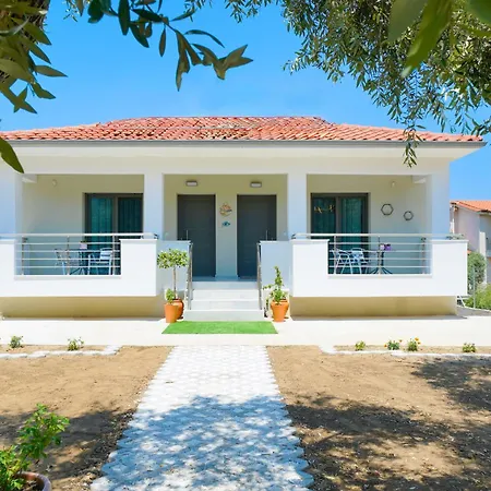 Apartament Antoneli Grove *