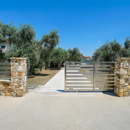 Antoneli Grove * Limenas (Thasos)